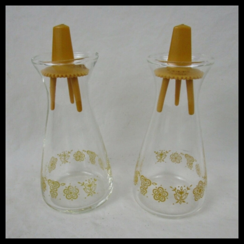Vintage Pyrex Butterfly Gold Salt & Pepper Set